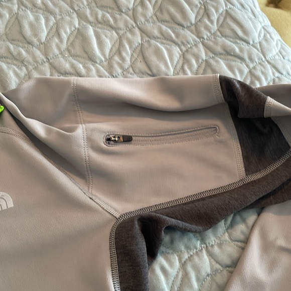 The north face men’s quarter zip size small jacket - Picture 7 of 8